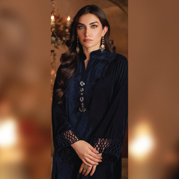 SAHAR VELVET READY MIDNIGHT OPULENCE - Image 2