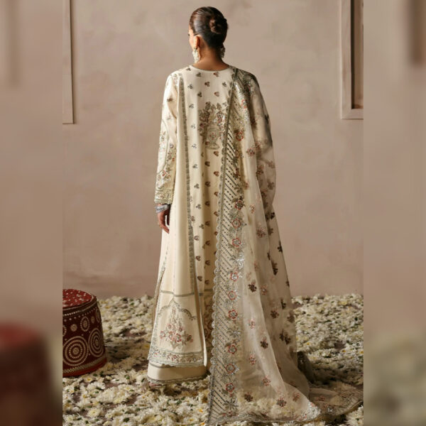 AFROZEH DIVANI ARJUMAND - Image 4