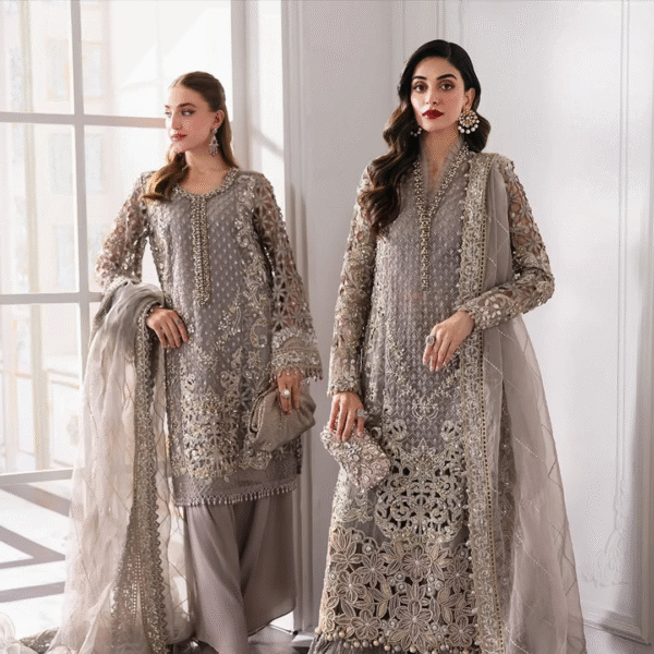 3 Piece Unstitched Embroidered Organza Suit D6 - Image 4